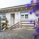 Landhof Apartment *